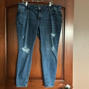 Maurices jeans